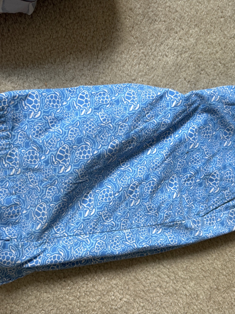 Vineyard Vines Light Blue and White Turtle Print Women's Bermuda Shorts